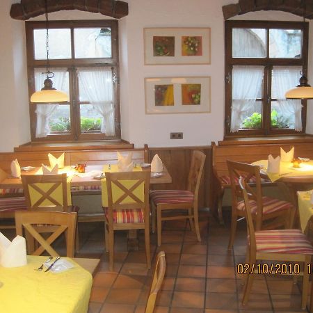 Ellenbergs Restaurant & Hotel Hessheim エクステリア 写真